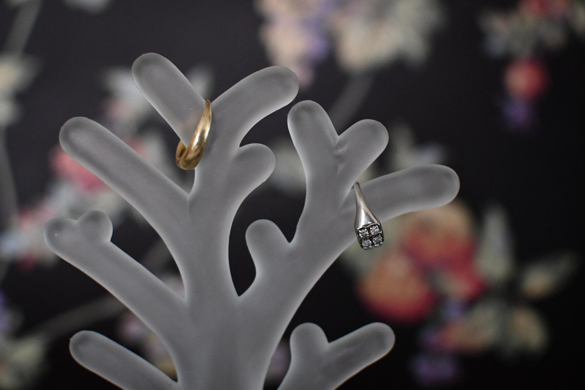 Vintage Satin Glass Coral Jewelry Tree // Nautical Coral Glass Sculpture Decor